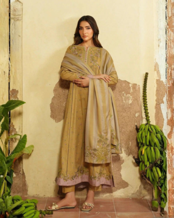 IZNIK MOST DEMANDING EDITION (3-PCS UNSTITCHED SUIT)